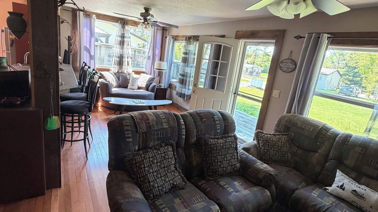 Photo of Livingroom in Turkey Point