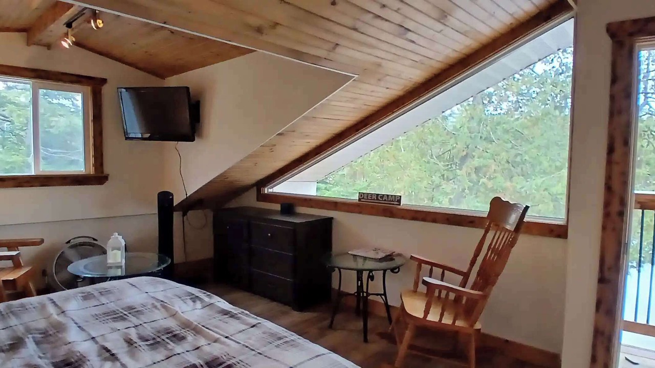 Photo of Bedroom in South River
