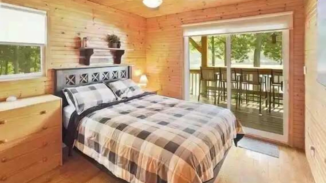 Photo of Bedroom in South River