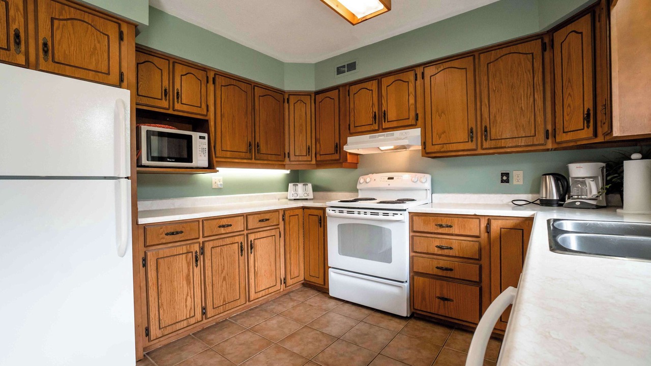 Photo of Kitchen in Lake of Bays