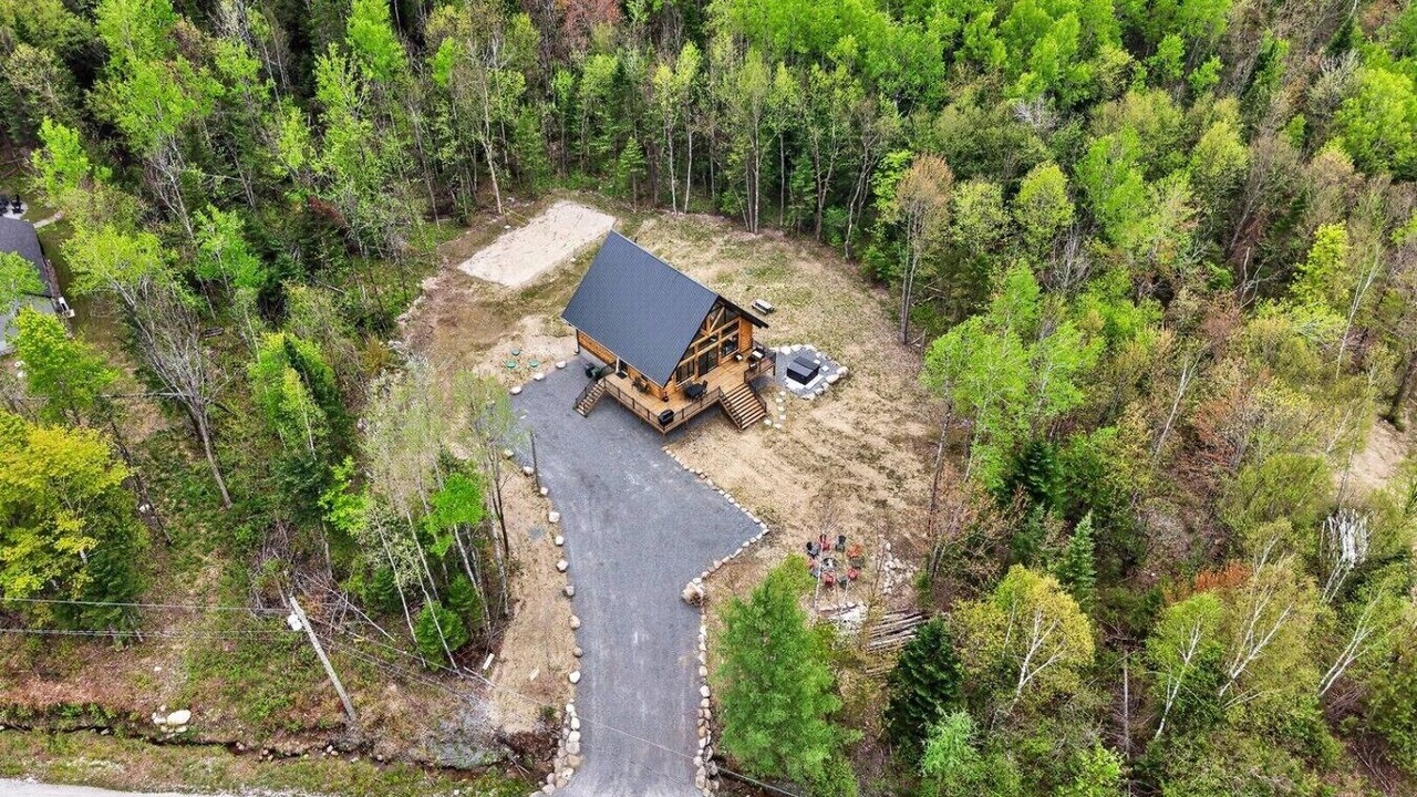 Photo of Outdoor in Amherst