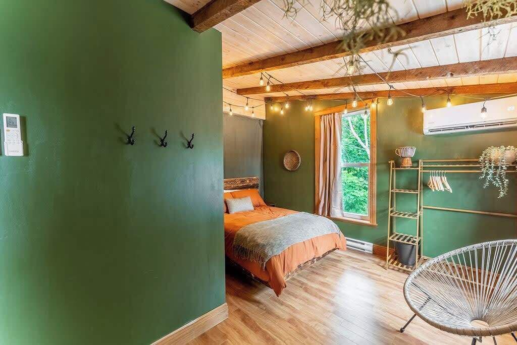 Photo of Bedroom in Desjardins