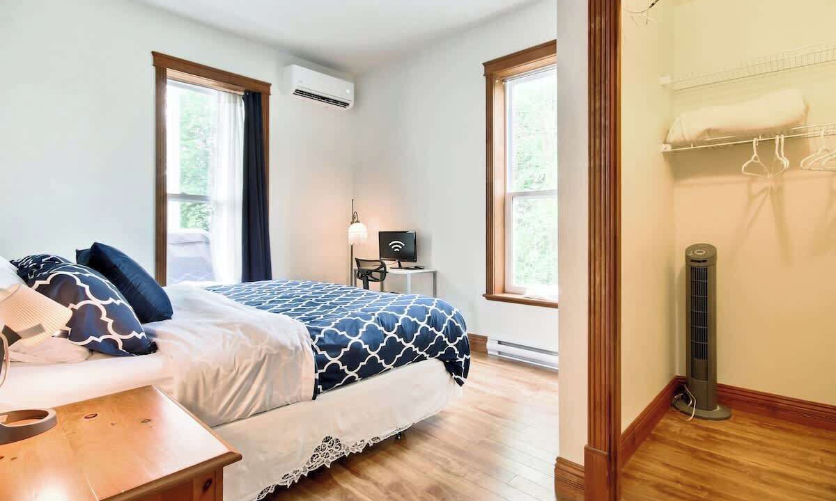 Photo of Bedroom in Desjardins