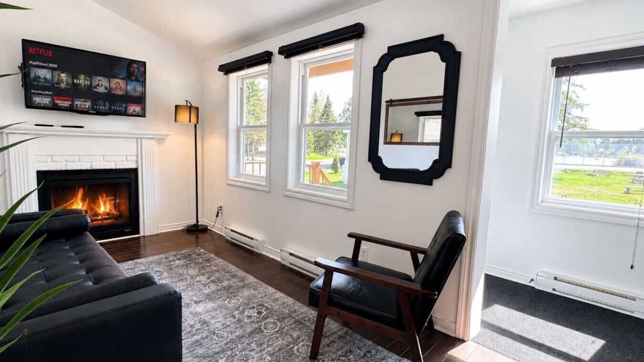 Photo of Livingroom in Sainte-Lucie-des-Laurentides