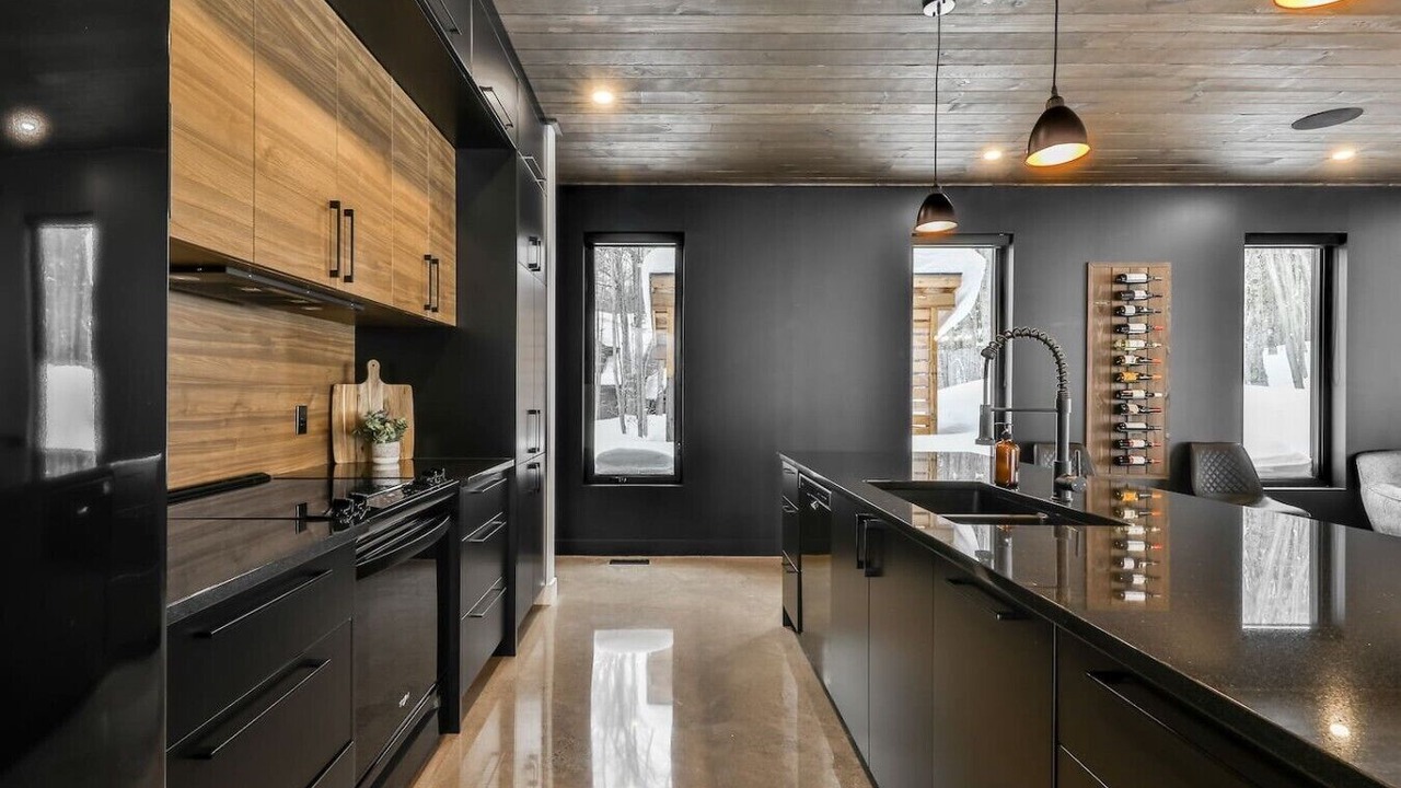 Photo of Kitchen in Saint-Faustin-Lac-Carre