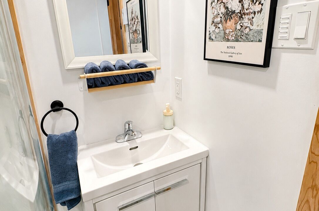 Photo of Bathroom in Sainte-Marguerite-du-Lac-Masson