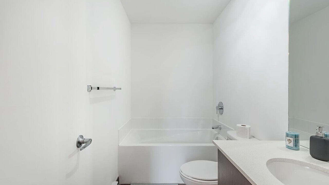 Photo of Bathroom in International District