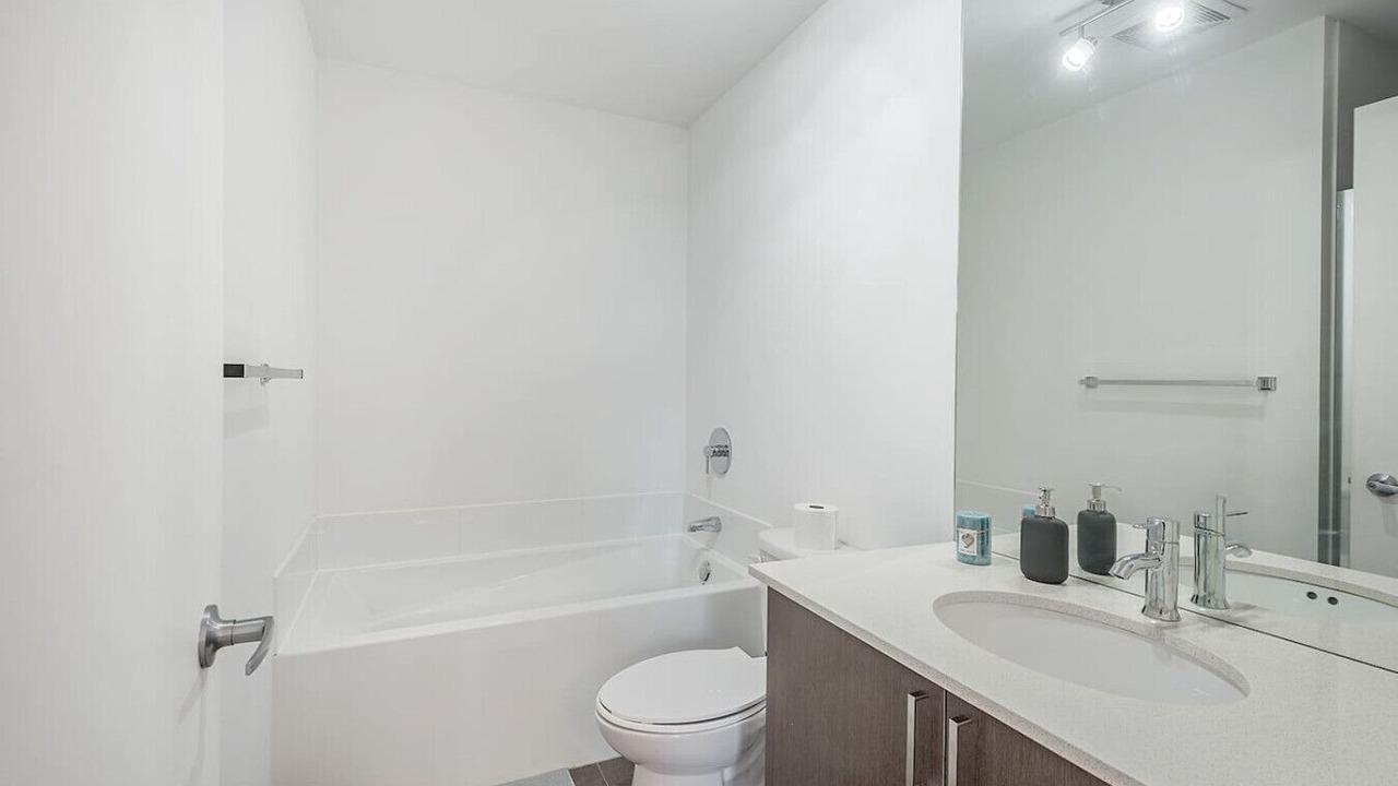 Photo of Bathroom in International District