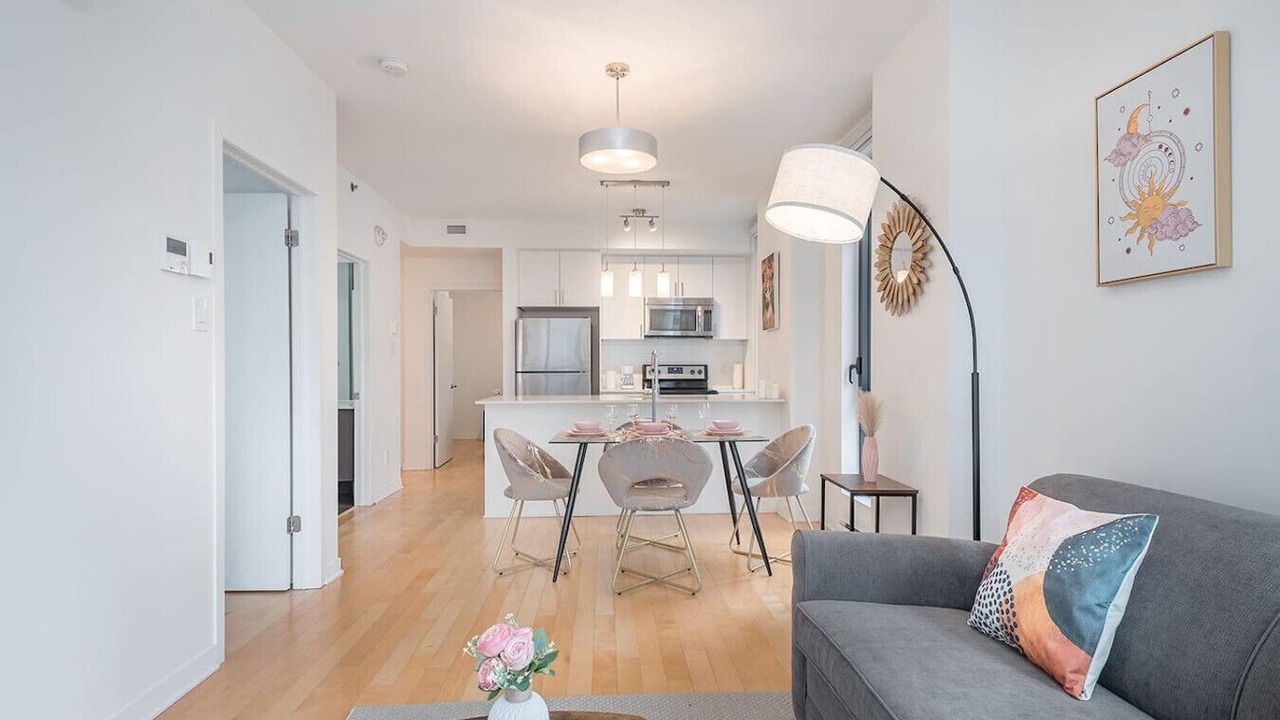 Photo of Livingroom in International District