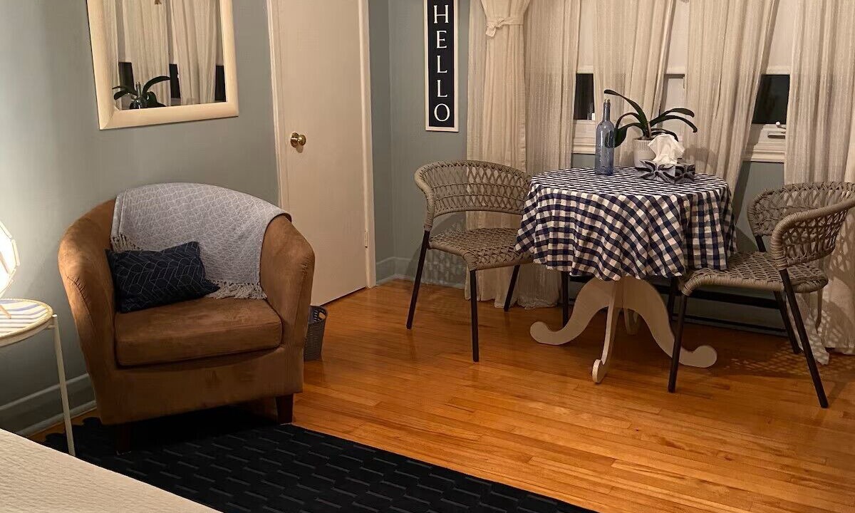 Photo of Bedroom in Longueuil