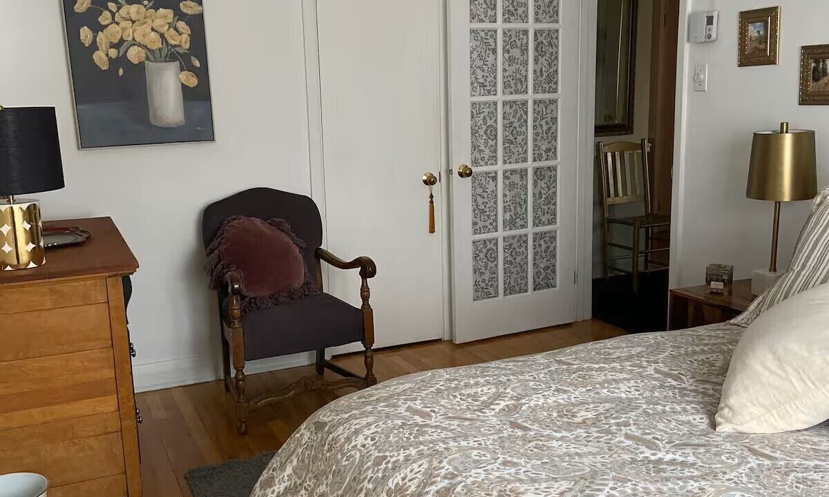 Photo of Bedroom in Longueuil