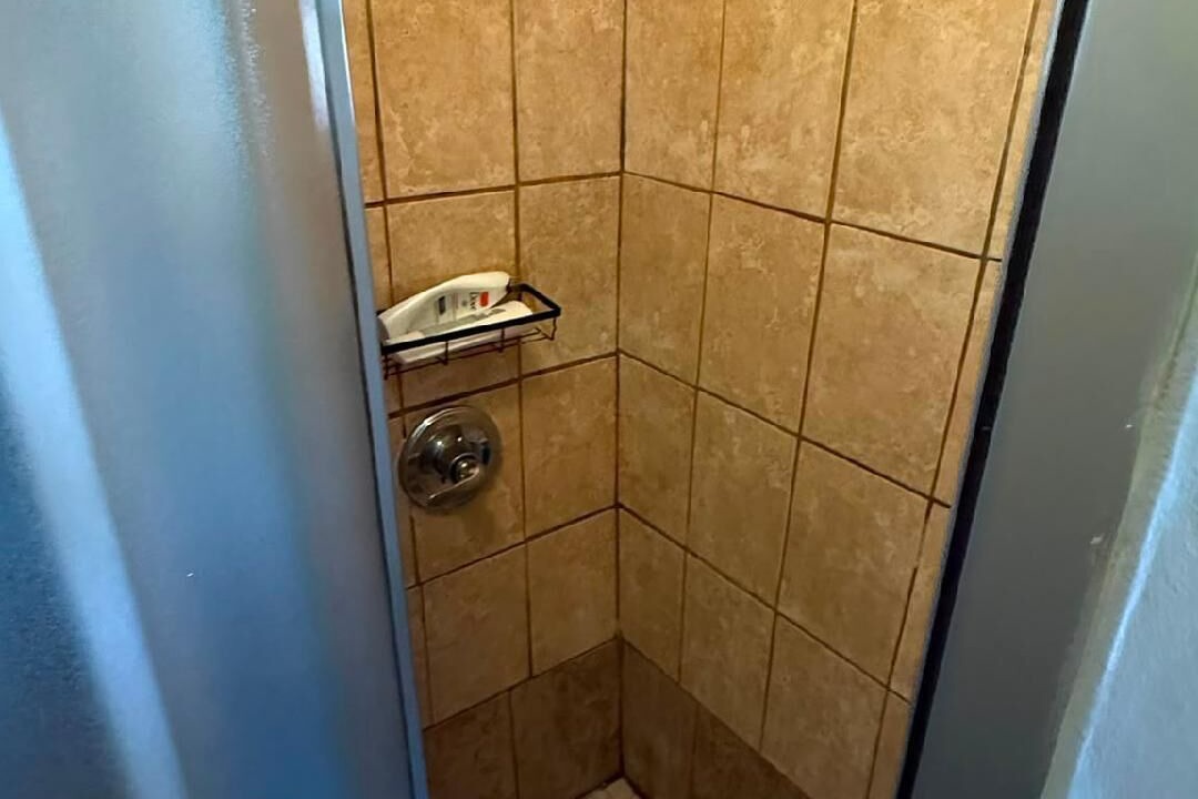 Photo of Bathroom in Parkdale