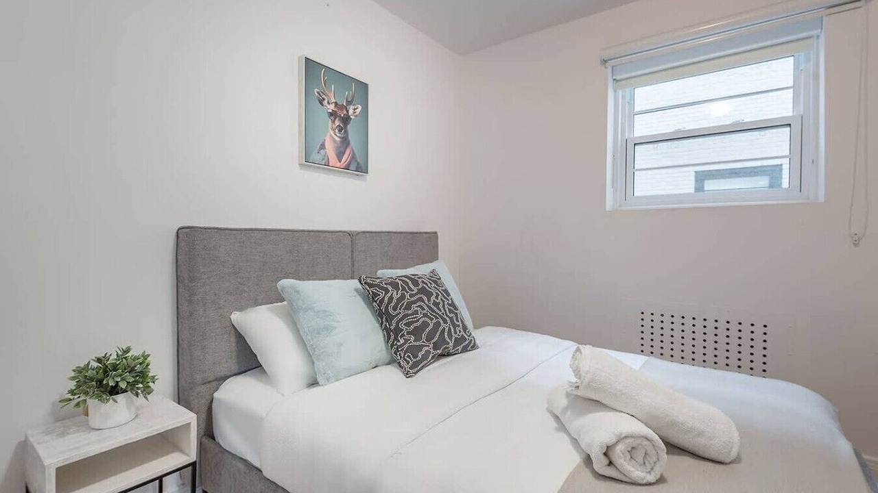 Photo of Bedroom in Golden Square Mile