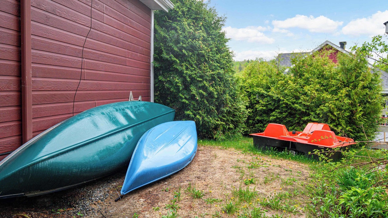 Photo of Outdoor in Chertsey