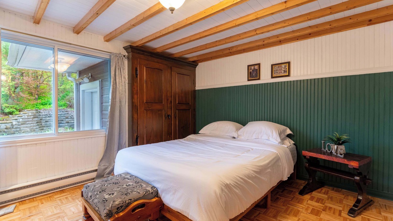 Photo of Bedroom in Chertsey