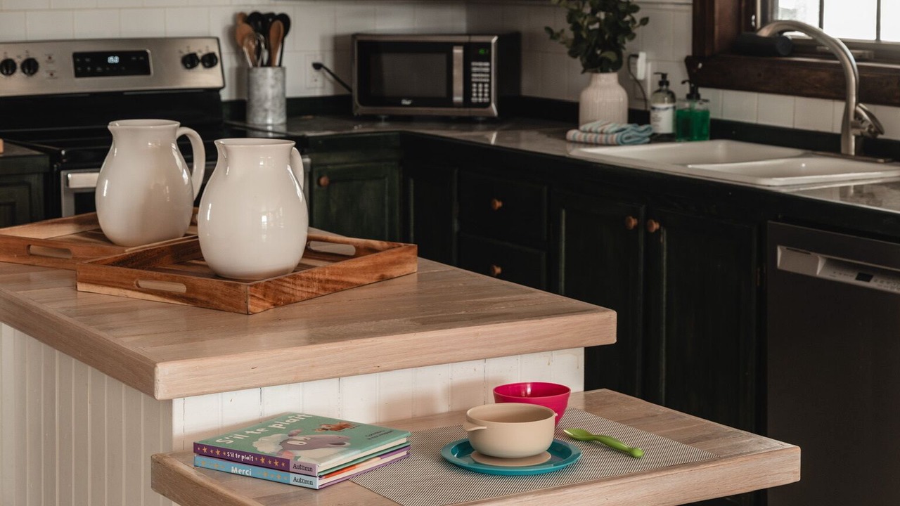 Photo of Kitchen in Lac-des-Seize-Iles