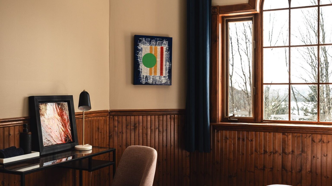 Photo of Bedroom in Lac-des-Seize-Iles