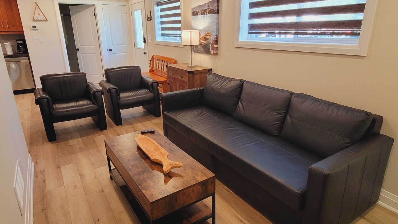 Photo of Livingroom in Petawawa