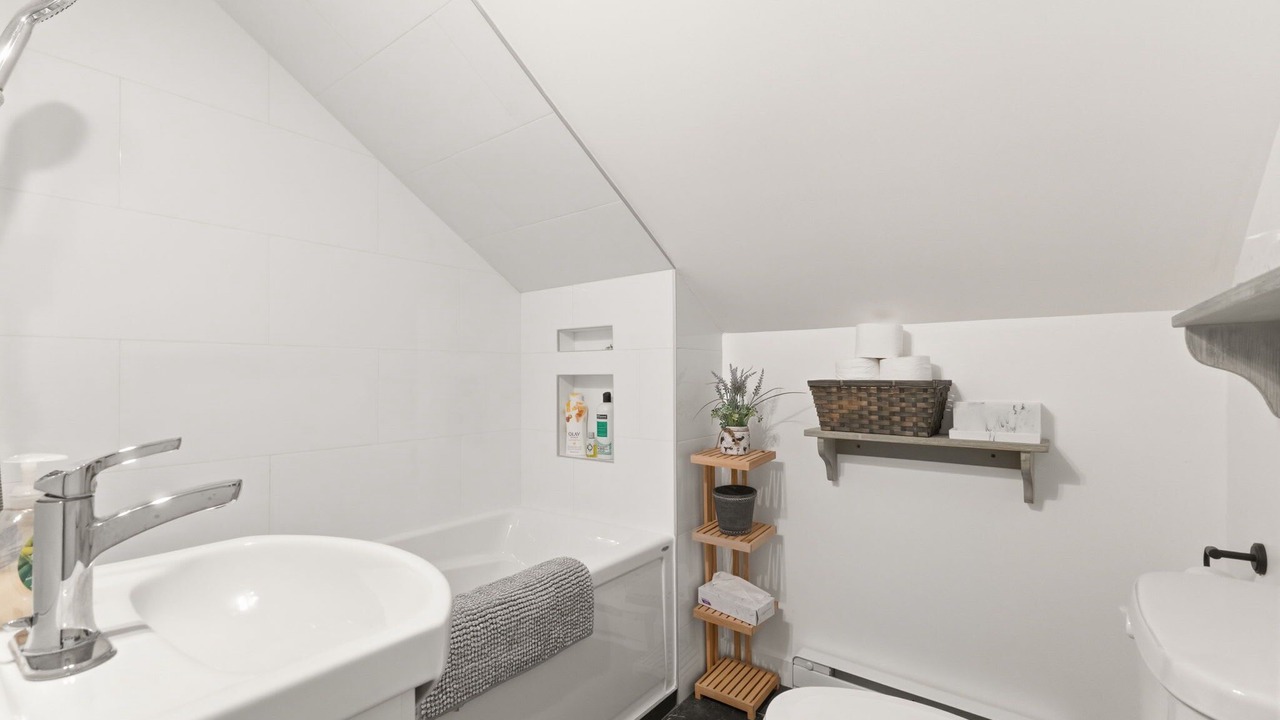 Photo of Bathroom in Montcalm