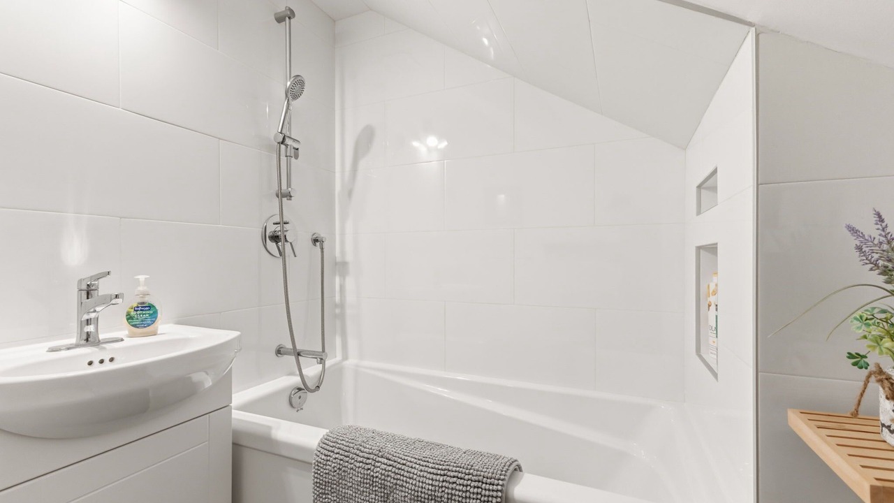 Photo of Bathroom in Montcalm