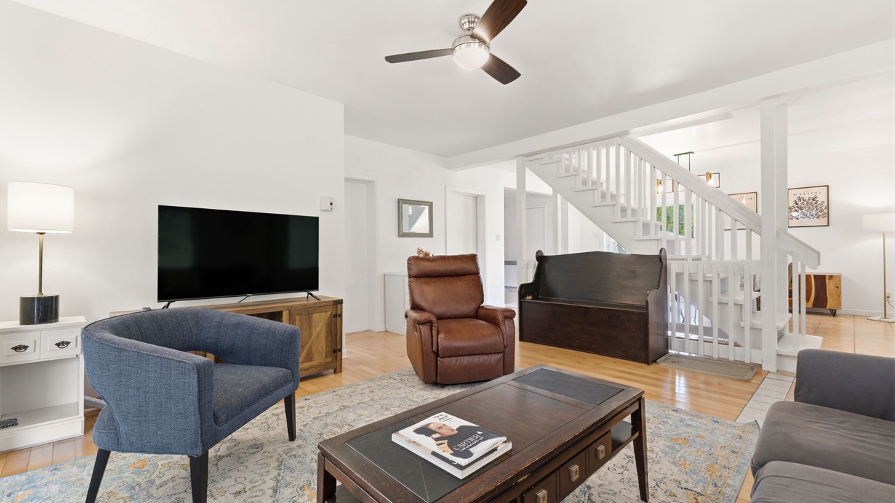 Photo of Livingroom in Montcalm