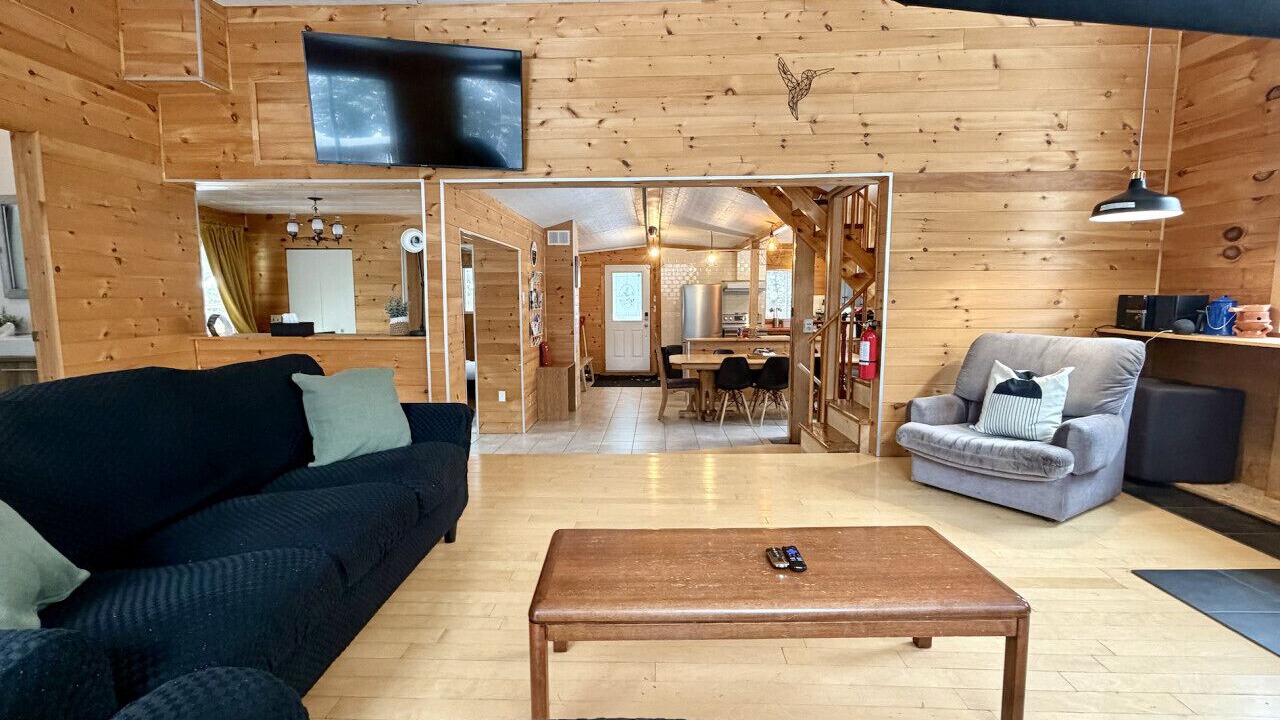 Photo of Livingroom in Chertsey
