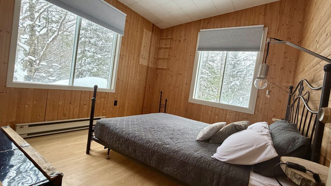 Photo of Bedroom in Chertsey