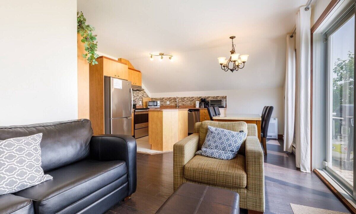 Photo of Livingroom in Petite-Riviere-Saint-Francois