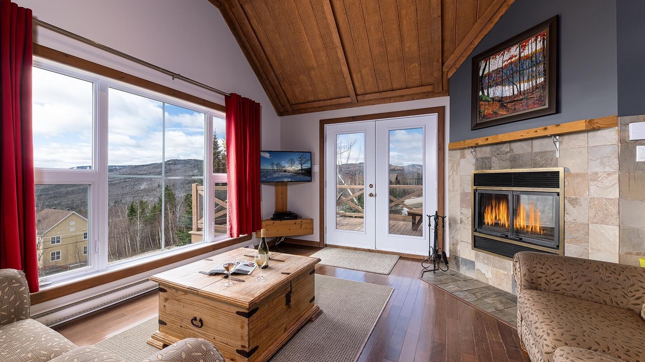 Photo of Livingroom in Petite-Riviere-Saint-Francois