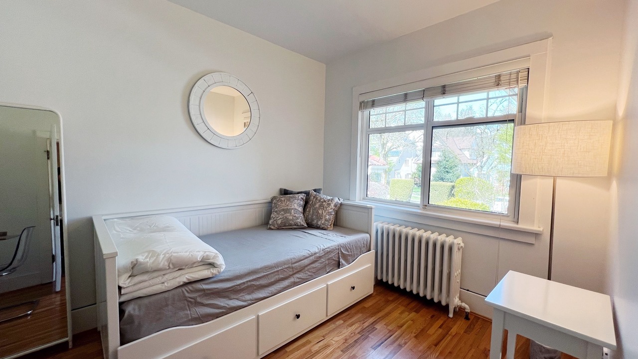 Photo of Bedroom in Riley Park-Little Mountain