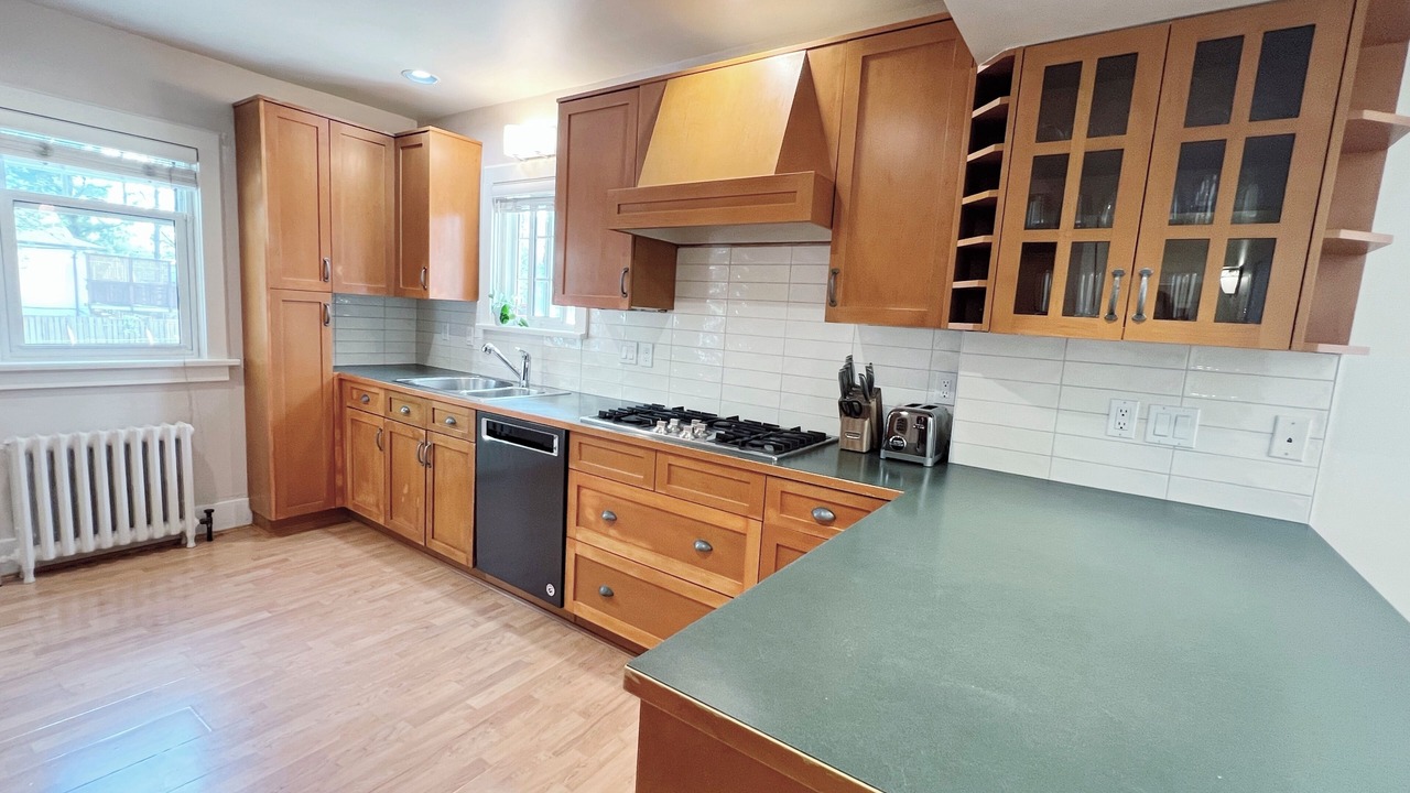 Photo of Kitchen in Riley Park-Little Mountain