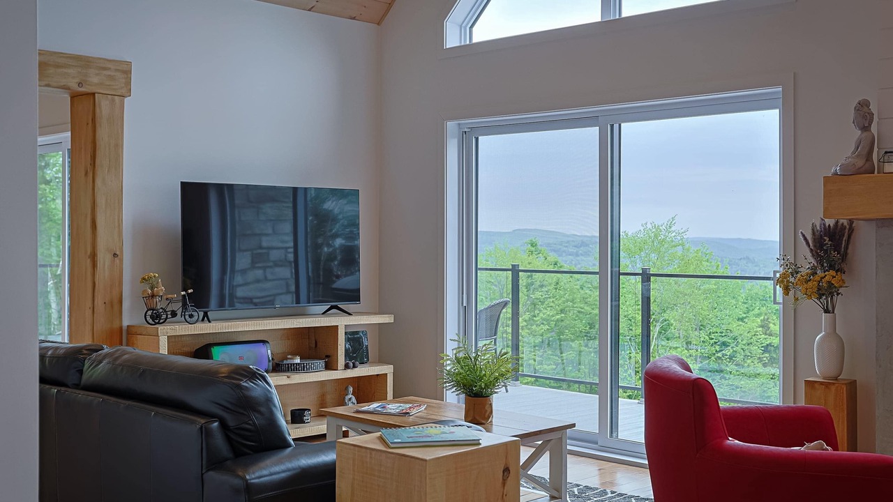 Photo of Livingroom in Saint-Alphonse-Rodriguez