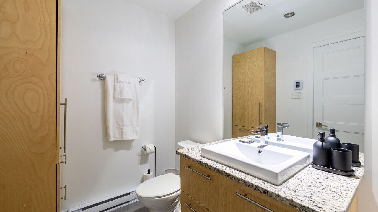 Photo of Bathroom in Saint-Jean-Baptiste