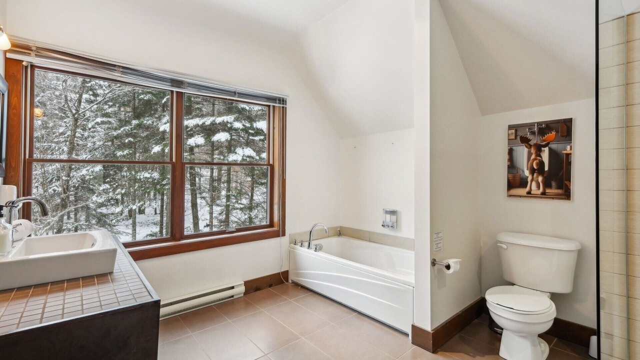 Photo of Bathroom in Lac Superieur Village