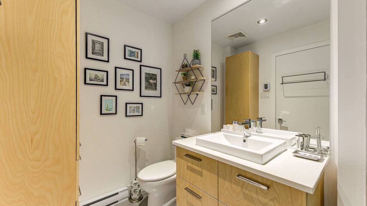 Photo of Bathroom in Vieux-Quebec-Cap-Blanc-colline Parlementaire