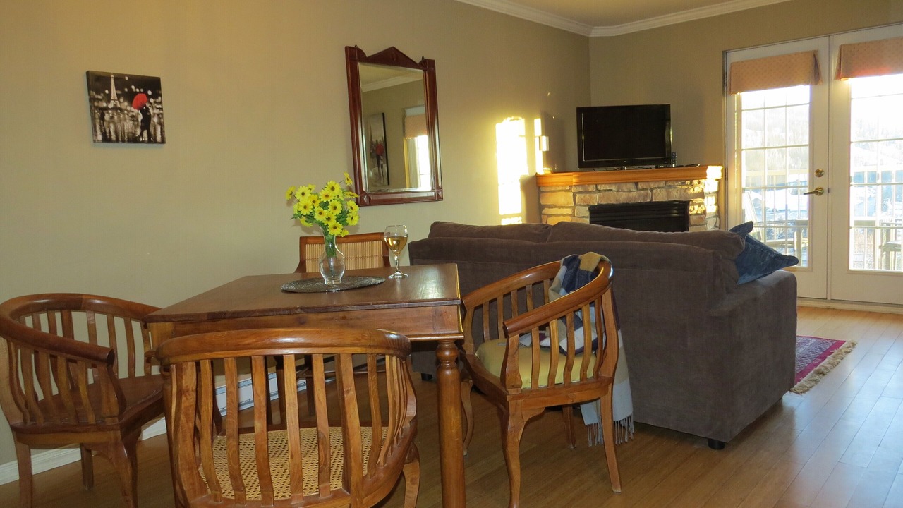 Photo of Livingroom in Piedmont