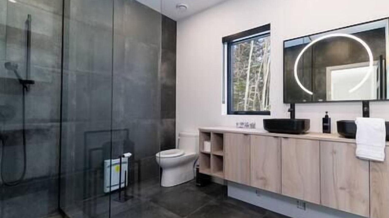 Photo of Bathroom in Saint-Joseph-de-la-Rive
