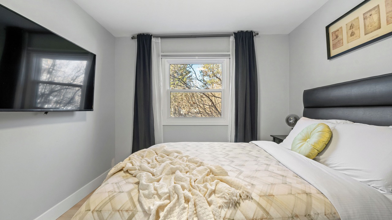Photo of Bedroom in Northwest Calgary