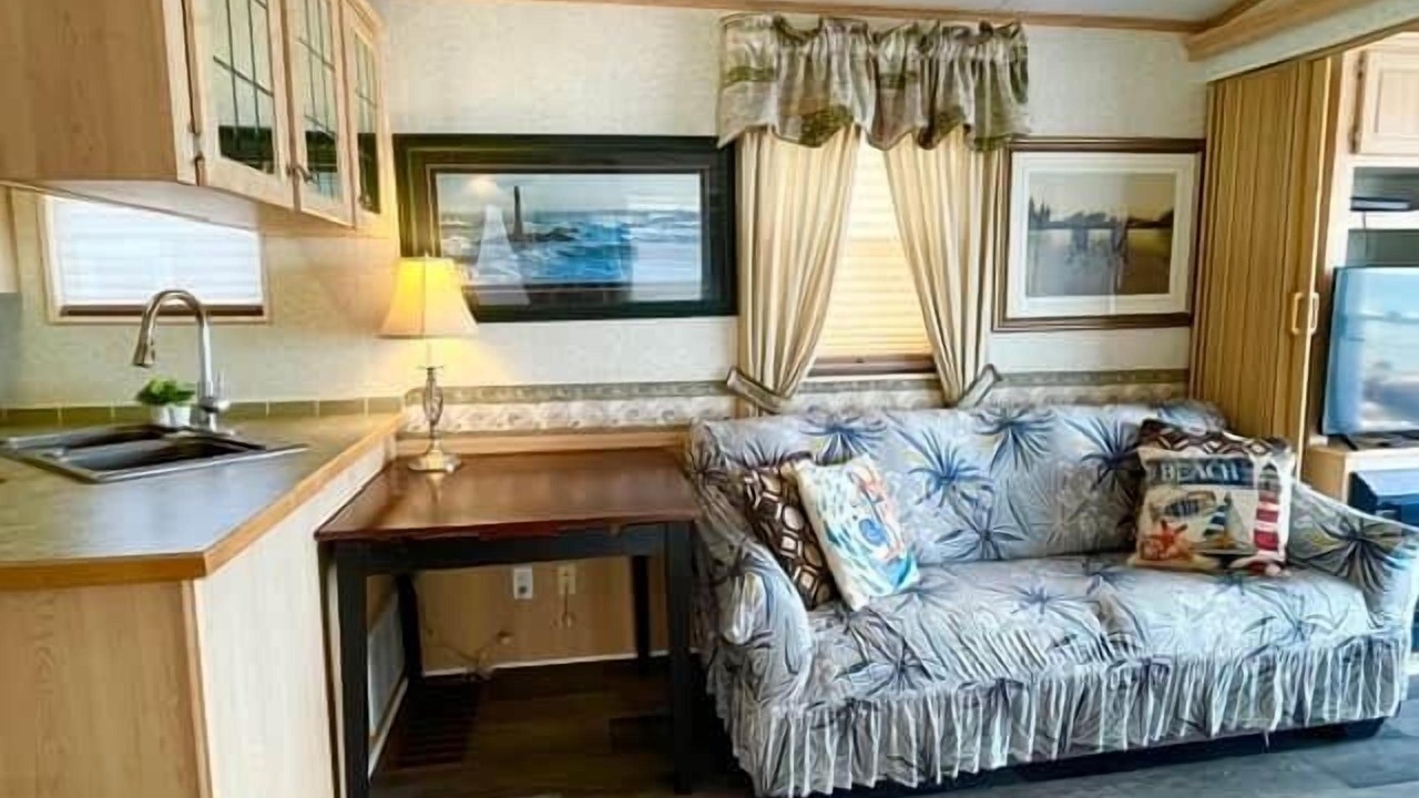 Photo of Livingroom in Sherkston
