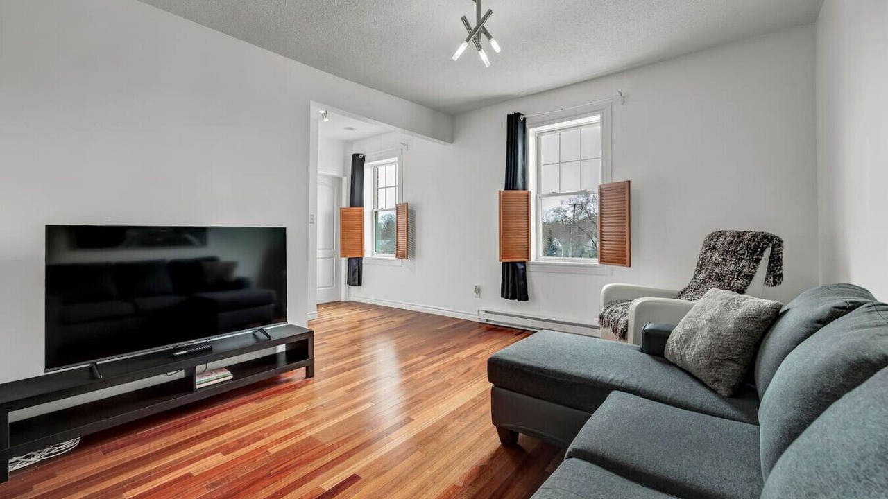 Photo of Livingroom in Hull