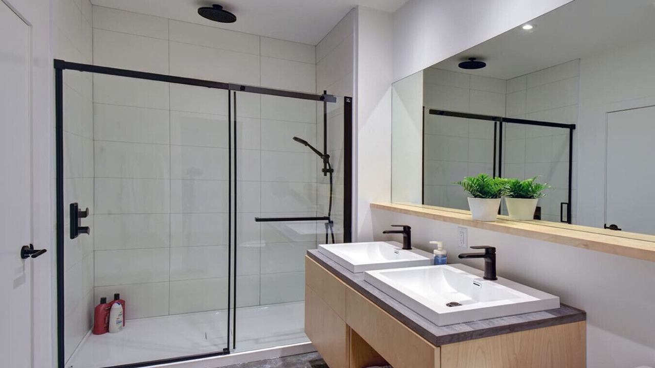 Photo of Bathroom in Lac Superieur Village