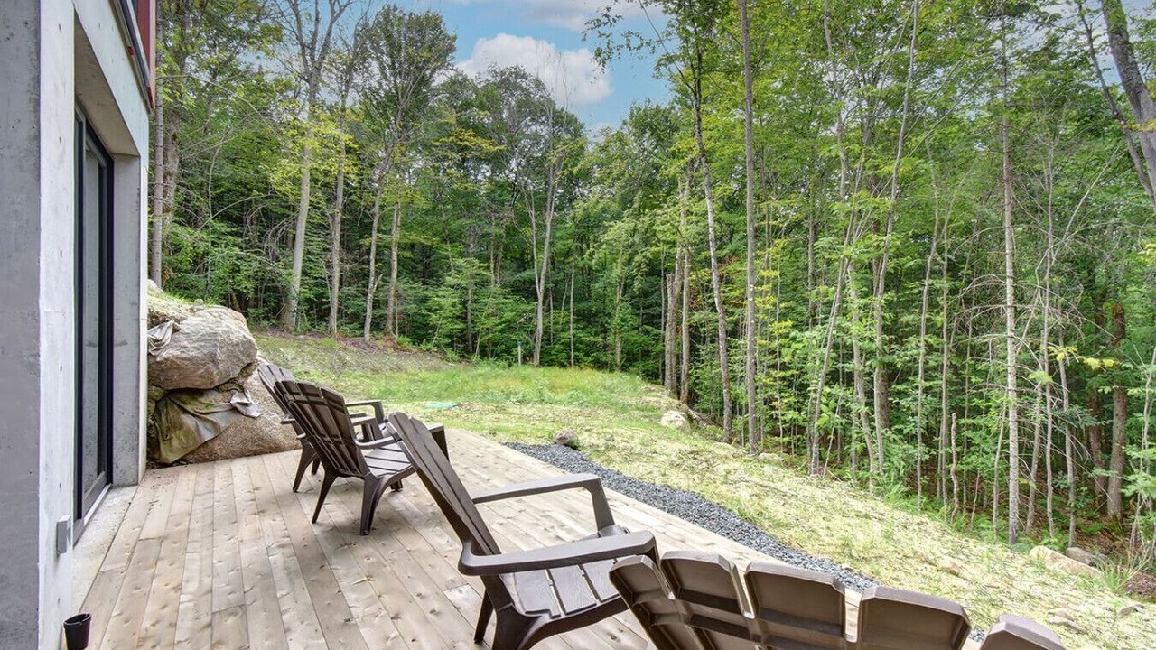 Photo of Patio Balcony in Lac Superieur Village
