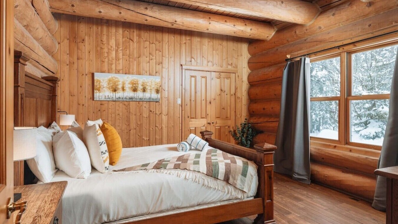 Photo of Bedroom in Mille-Isles