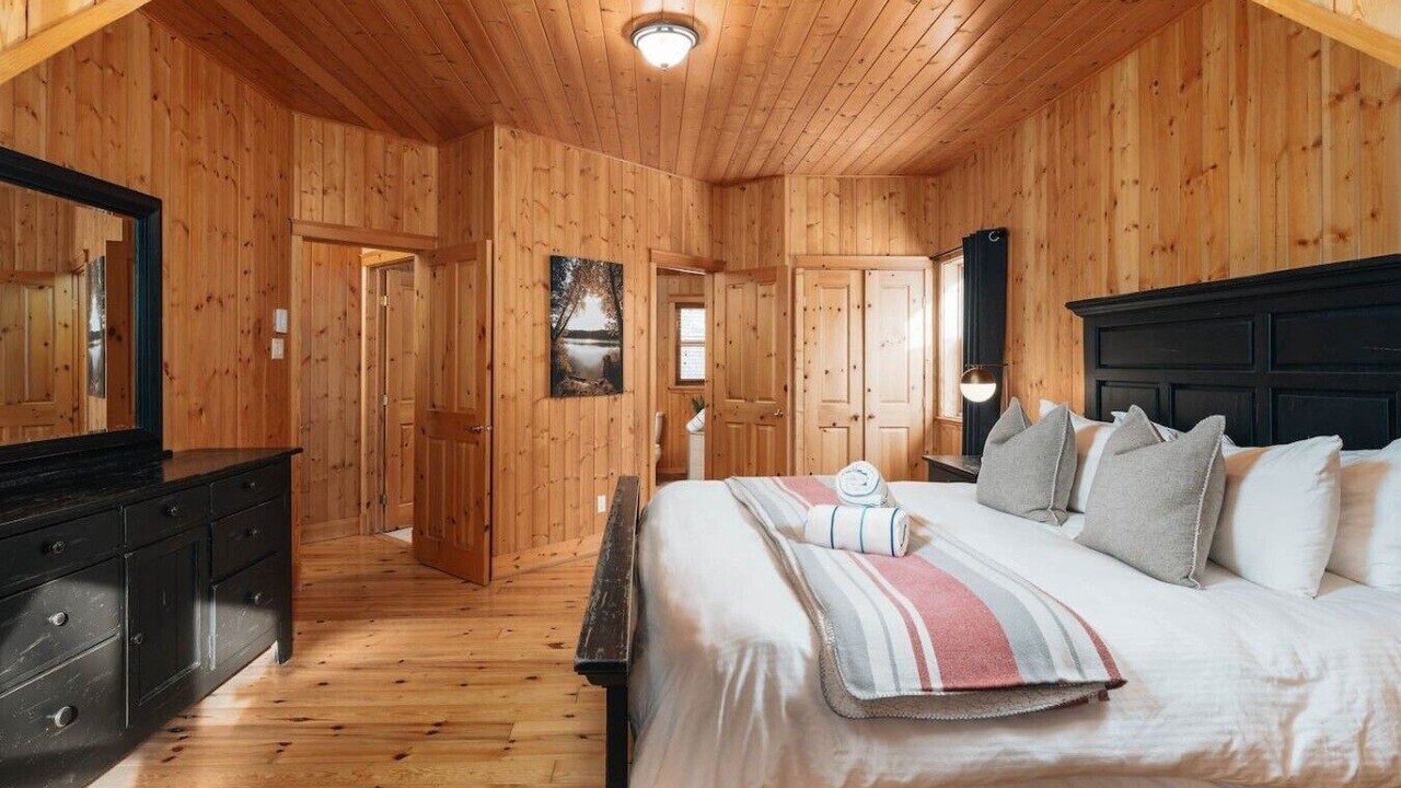 Photo of Bedroom in Mille-Isles
