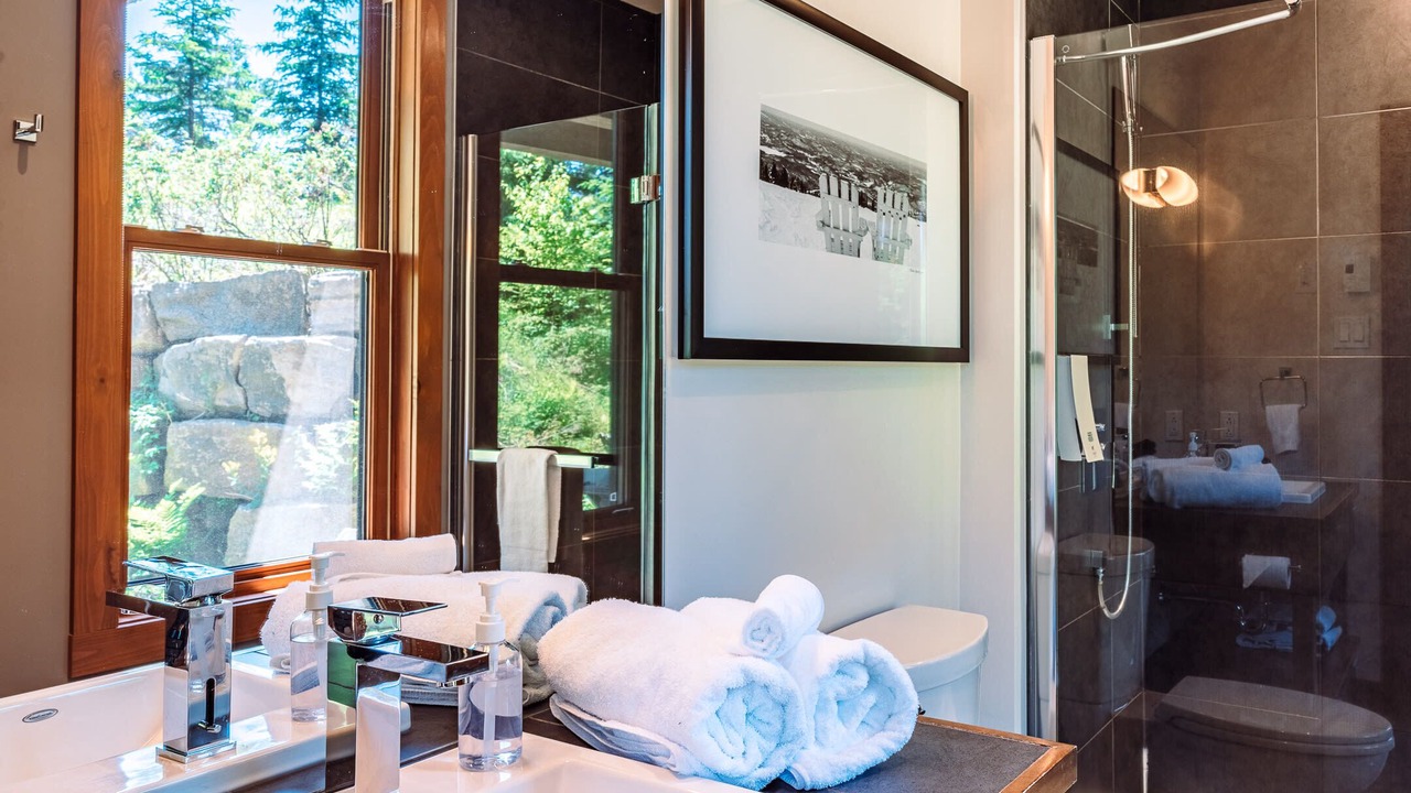 Photo of Bathroom in Lac Superieur Village