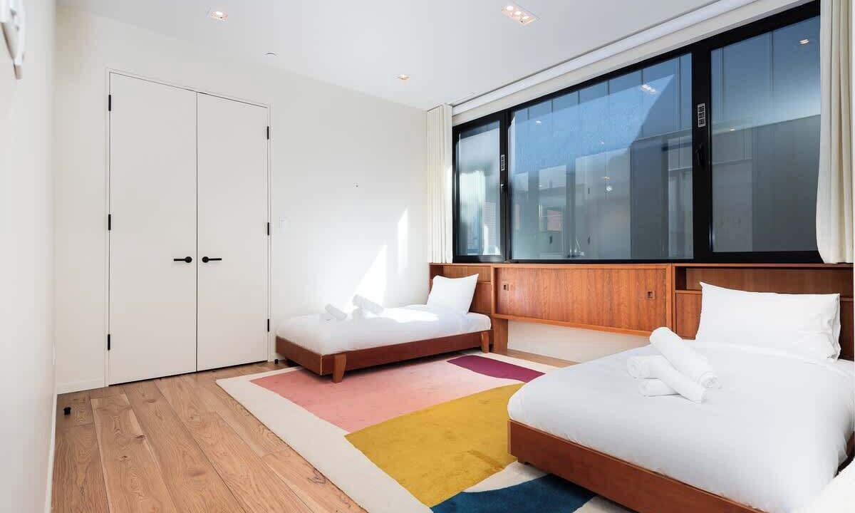Photo of Bedroom in La Petite-Patrie