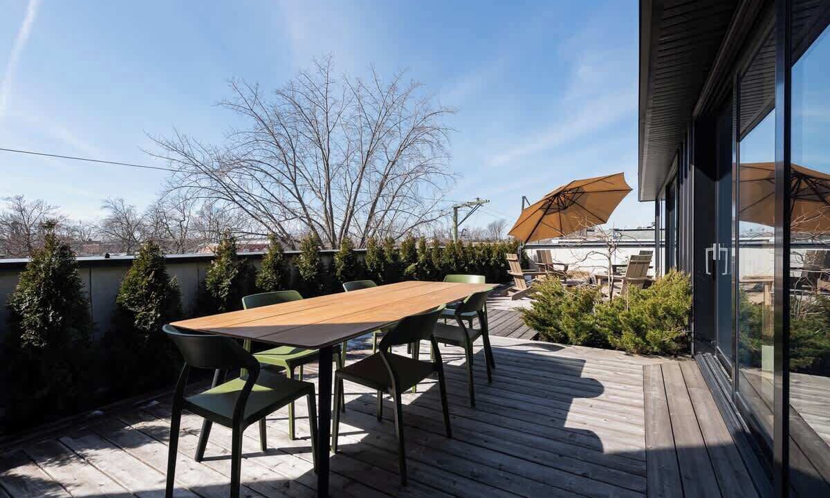 Photo of Outdoor in La Petite-Patrie