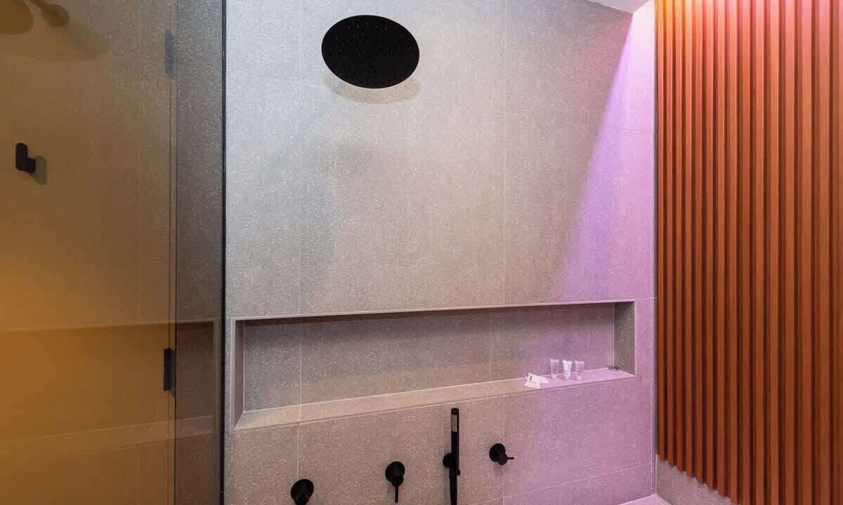 Photo of Bathroom in La Petite-Patrie