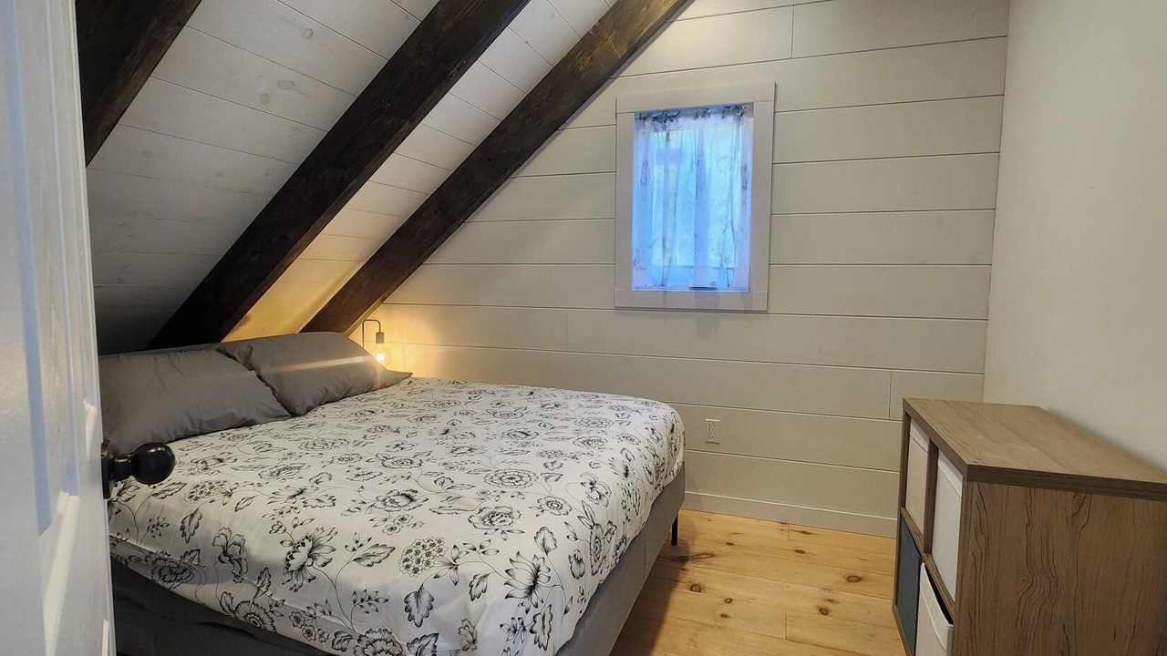Photo of Bedroom in Alma