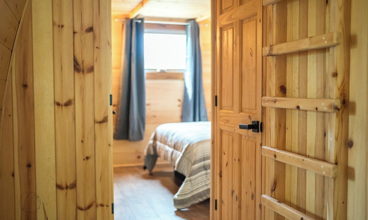 Photo of Bedroom in Saint-Alexis-des-Monts